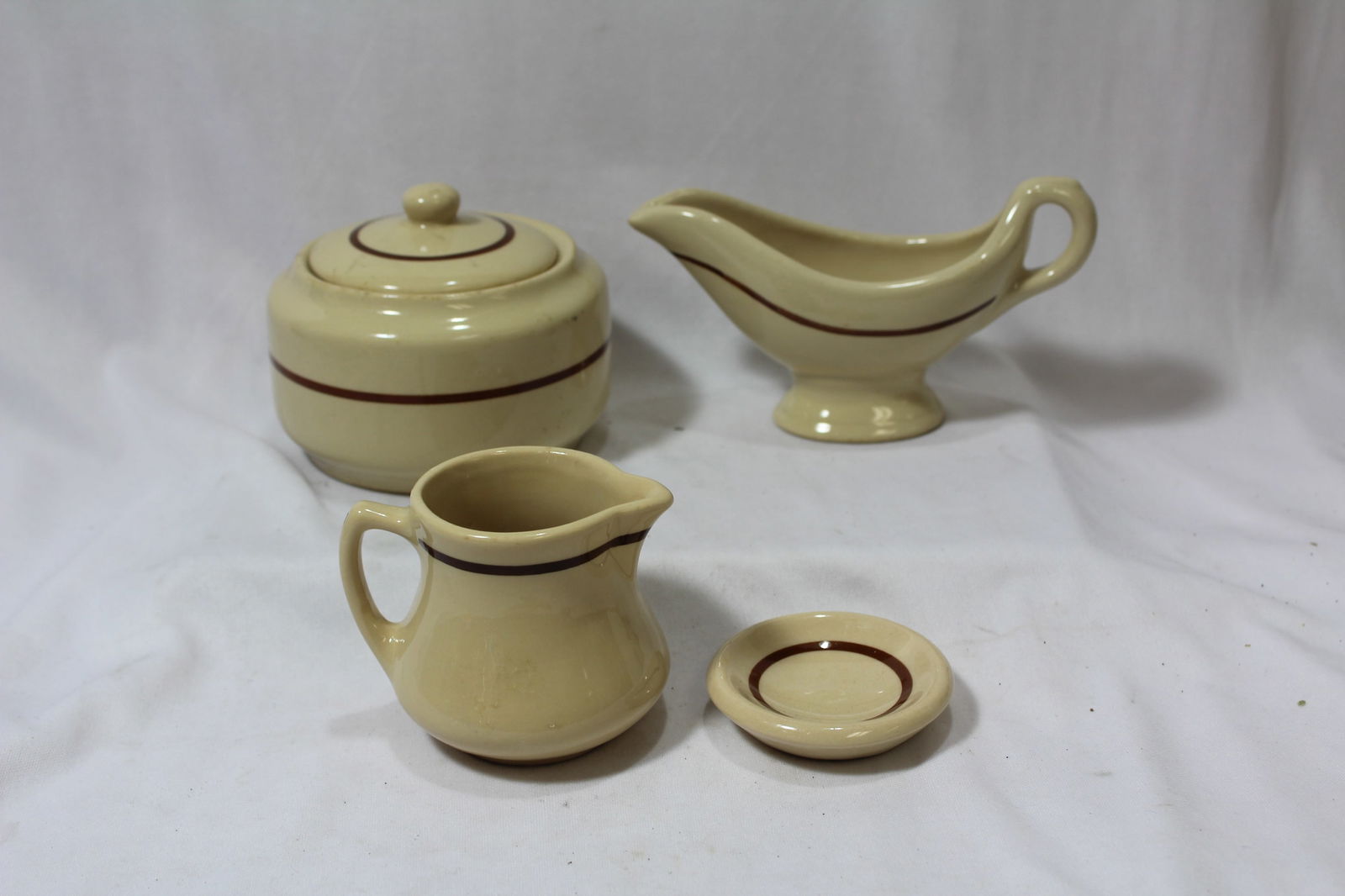 Lot of 4 Pottery Items: widest= 4 3/8" in diameter