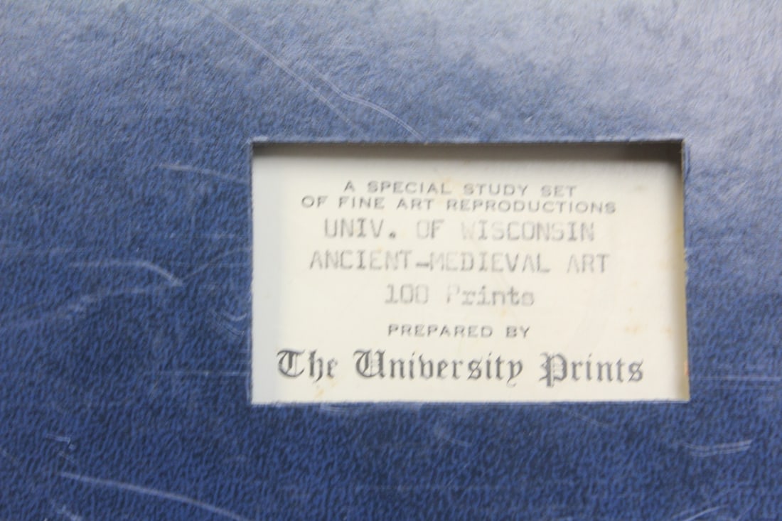 Softcover Binder: The University Prints: Ancient-Medieval Art - 100 prints 