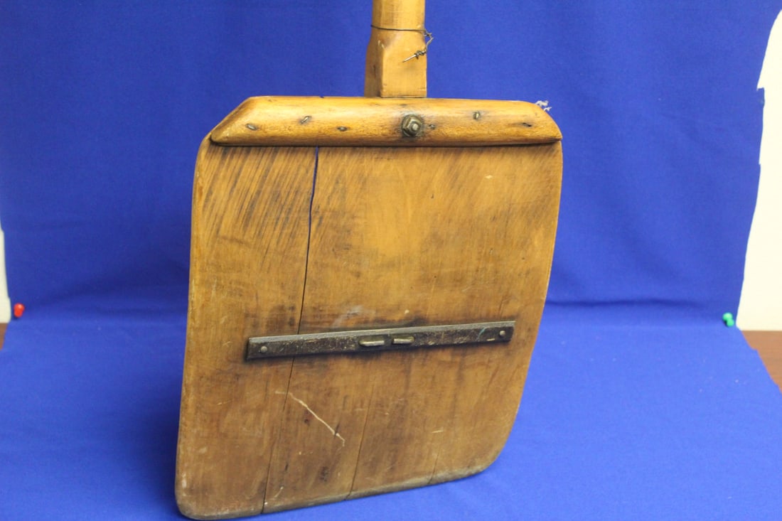 A Primitive Wooden Shovel - 7