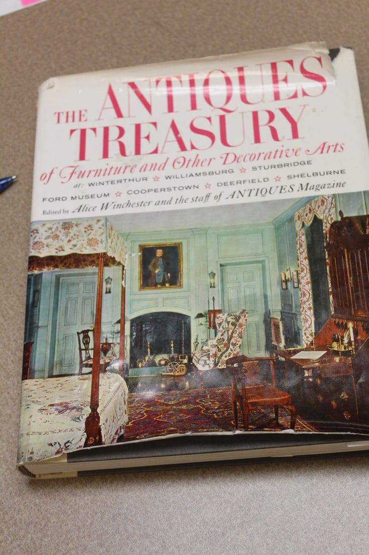 Hardcover Book: The Antiques Treasure: with dust jacket 