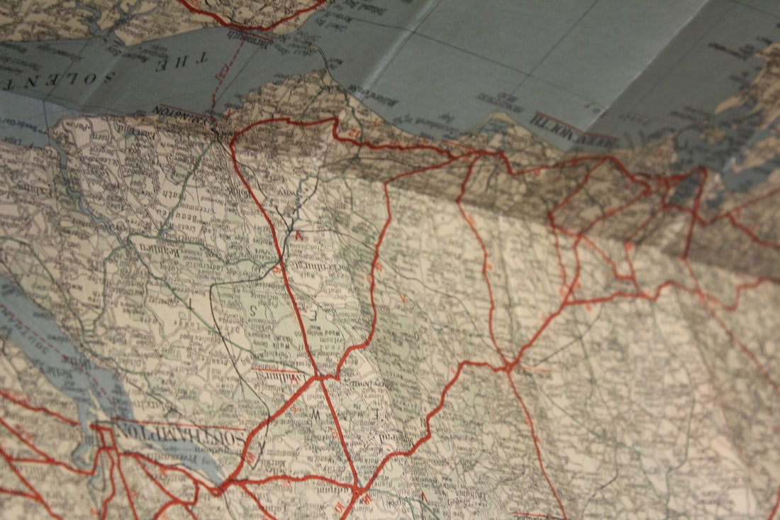 Geographia Large Scale Road Map - 3