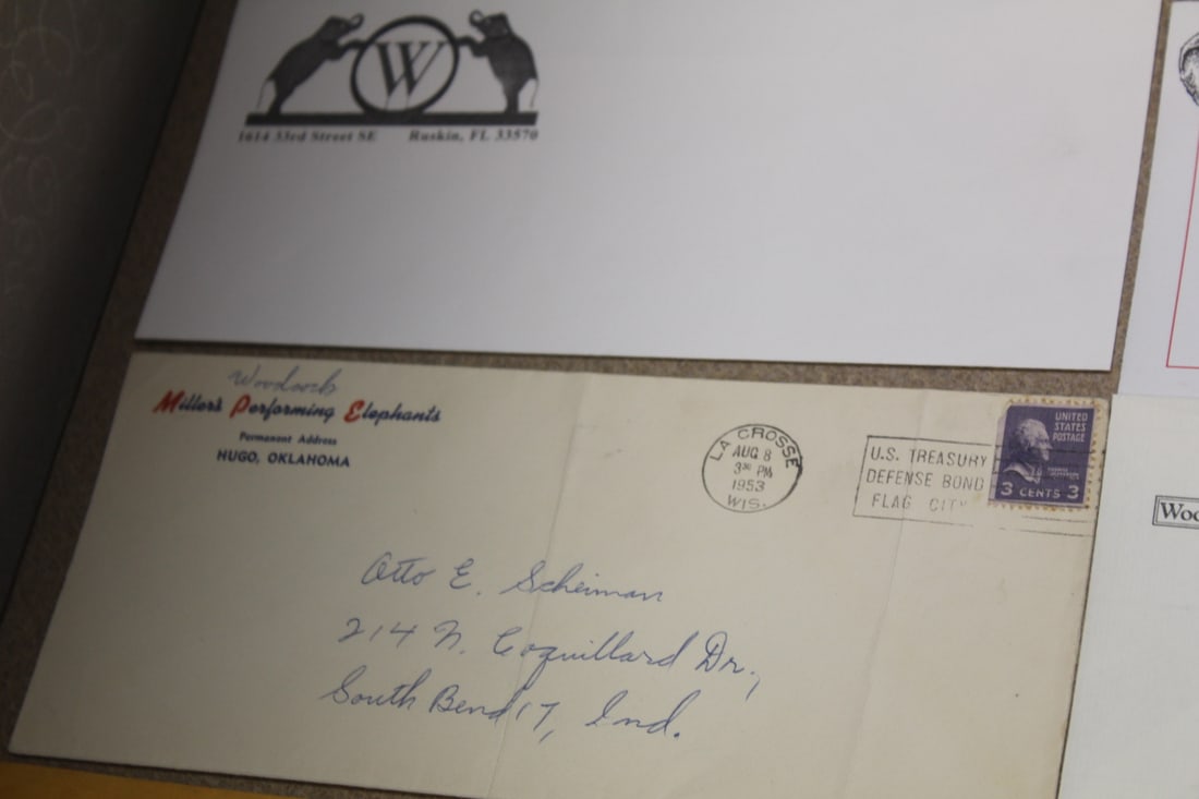 Lot of 2 Circus Envelopes - 6