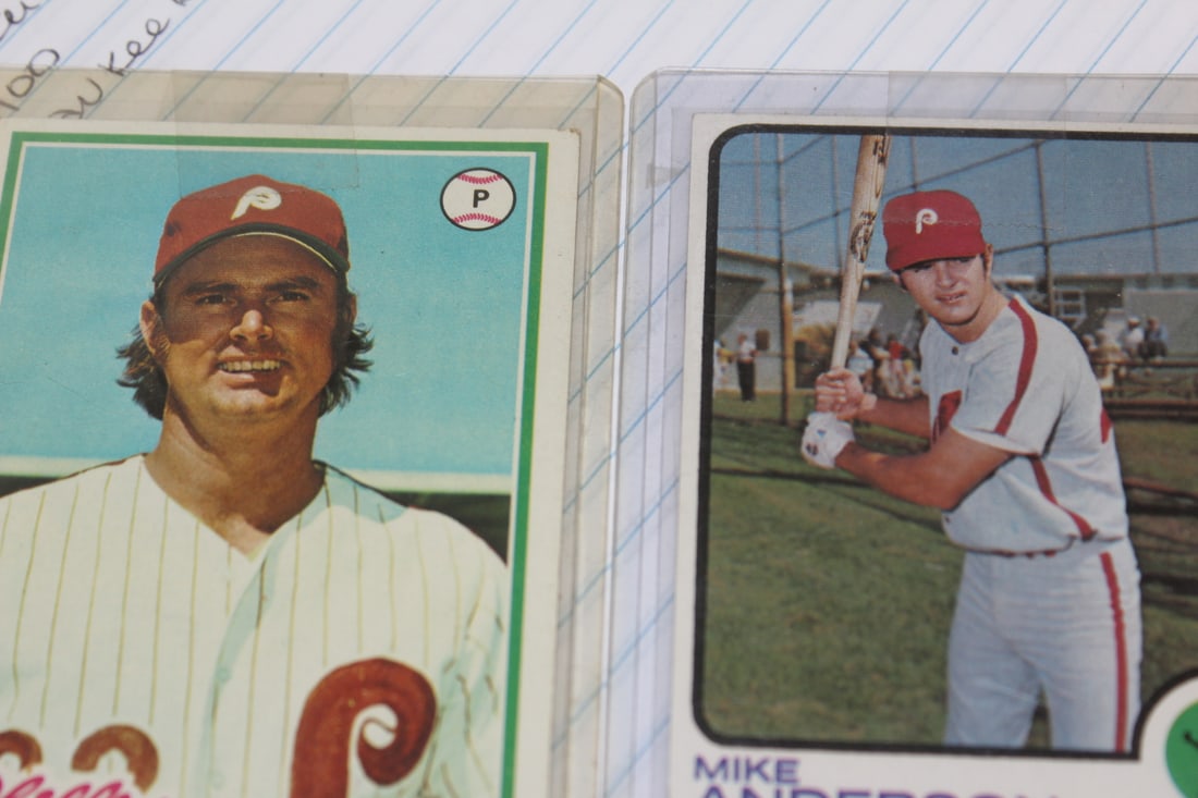 Lot of 2 Philadelphia Phillies Baseball Cards (1 of 5)