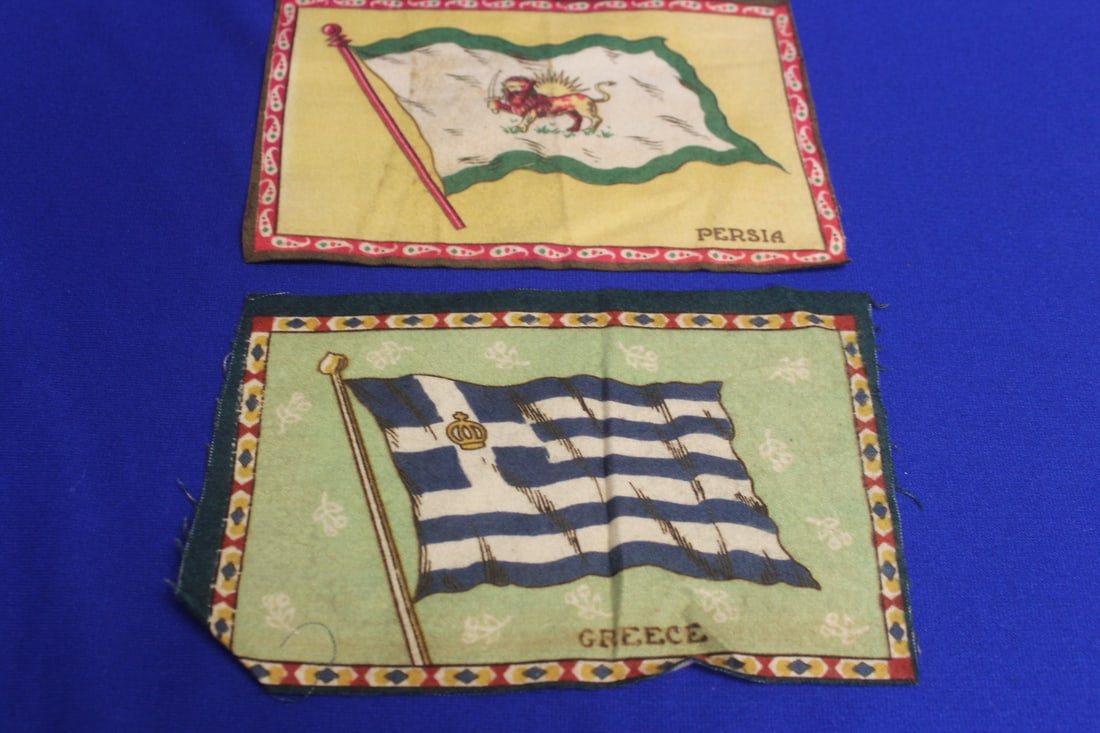Lot of 2 Vintage Tobacco Flags (1 of 2)