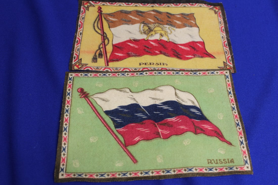Lot of 2 Vintage Tobacco Flags: 8" x 5 1/2" each 