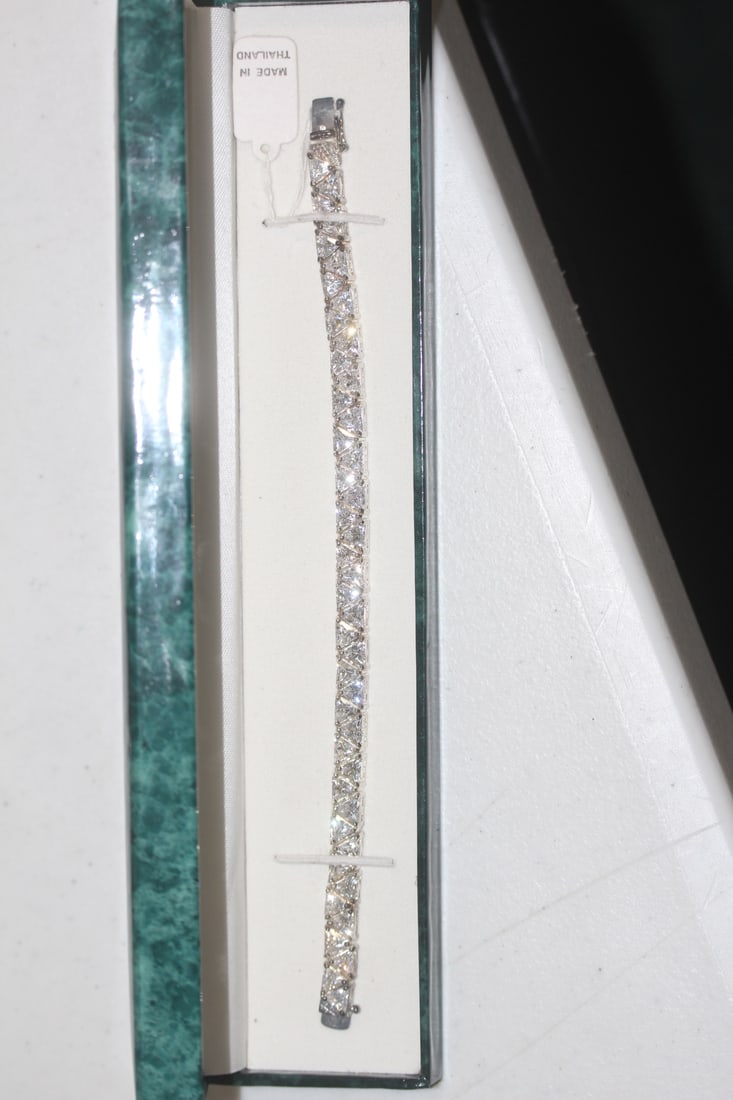 Suzanne Summers Sterlin and Quartz Bracelet: boxed - appeared to be new - 7 1/2" long