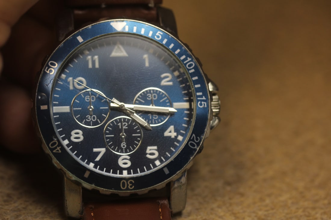 Chrongraphic Style Watch: currently working