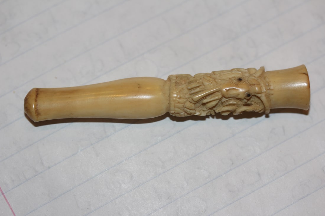 Chinese Dragon Bone Cigarette Holder: well carved - 2 3/4" long