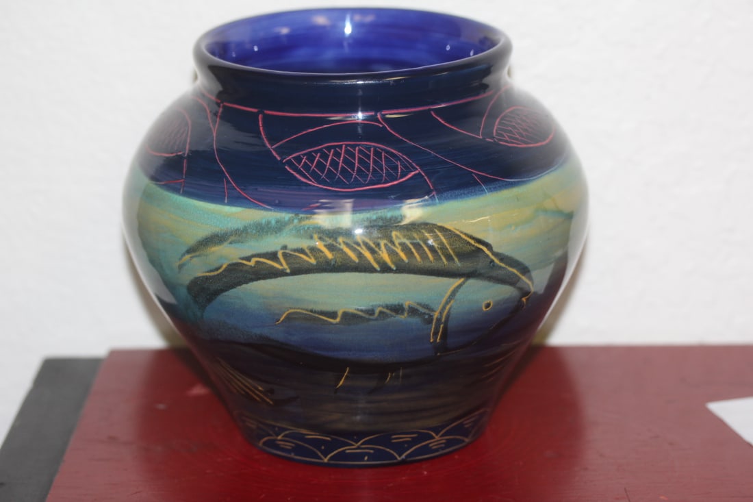 Signed Ceramic Fish Pot: hand painted - 6 1/4" tall by 6 1/4" wide