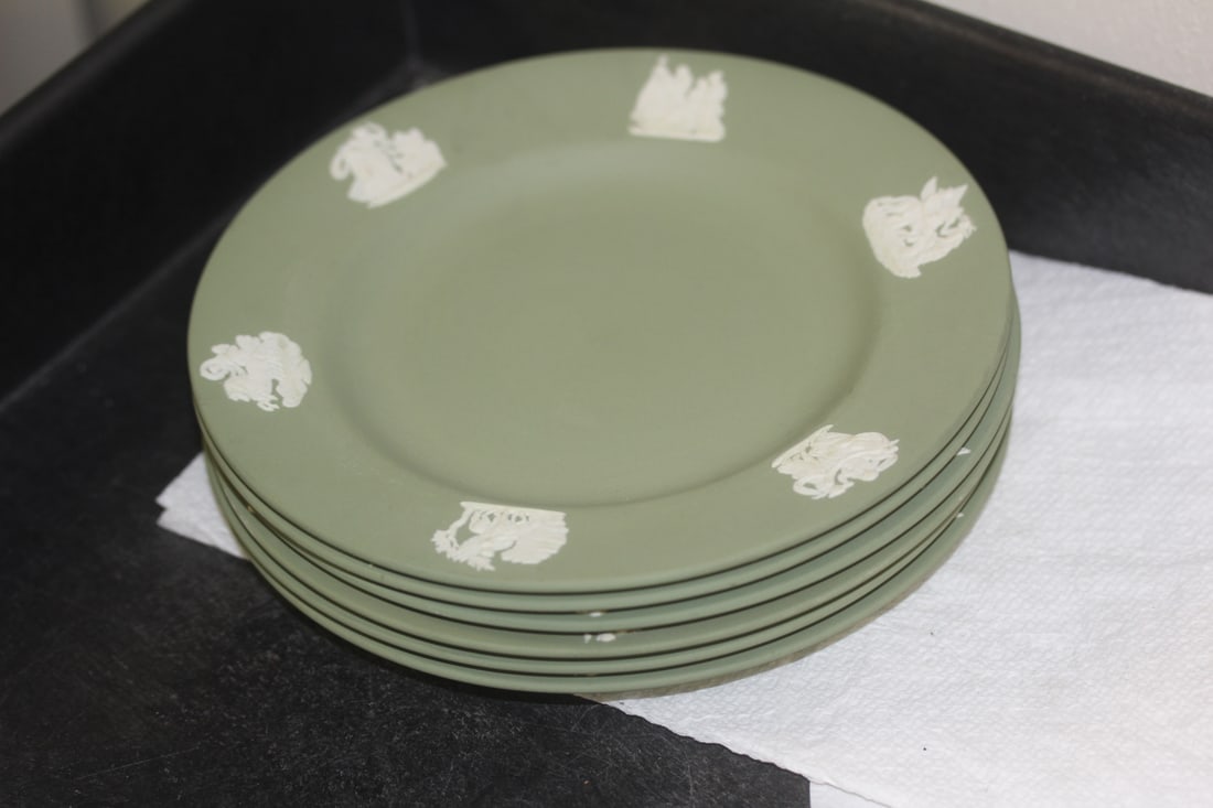 Set of 6 Wedgwood Jasperware Bread Plates: 6 5/8" in diameter