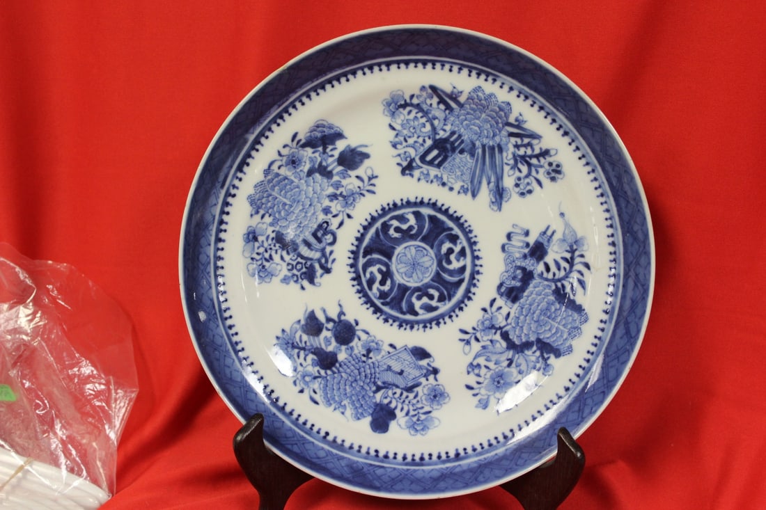 A Blue and White Export Plate: 19th century - Chinese - 9 1/2" in diameter