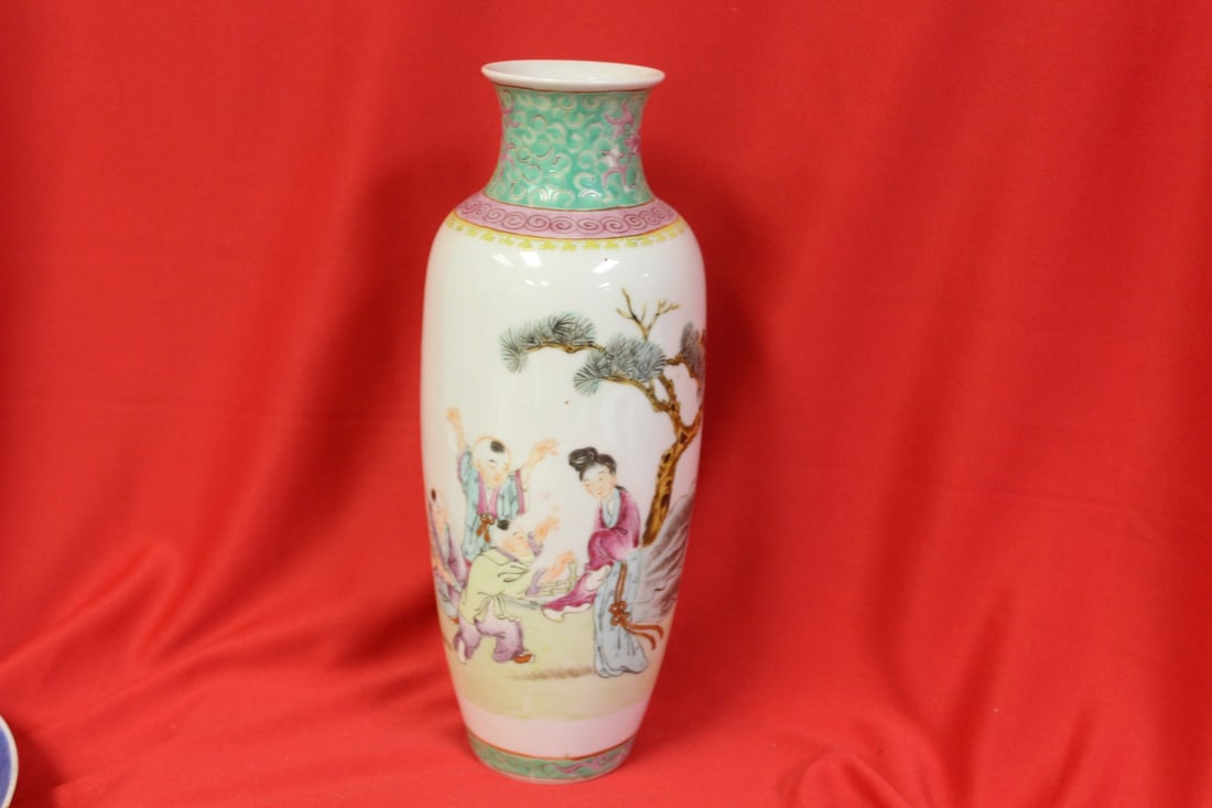 A Chinese Famille Rose Vase: 10" tall = most likely republic period