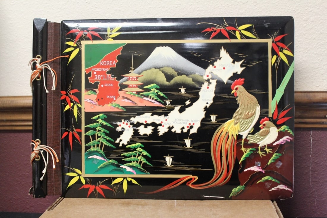 A Vintage Oriental Photo Album: Album is empty - 15 1/2" x 10 3/4"