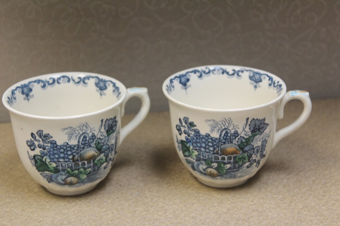 Lot of 2 Mason's Cup: 3 inches tall