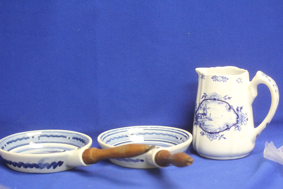 Lot of Vintage Delft Items: please note= chip, handle restored - tallest= 5" tall