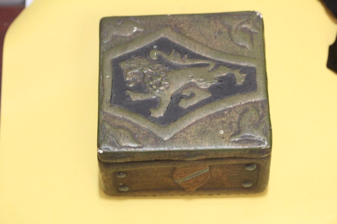An Old Ceramic Box: with lion - 4 inches square