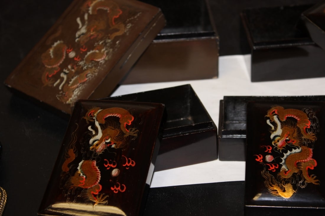 A Chinese Stacking Lacquer Box - 6