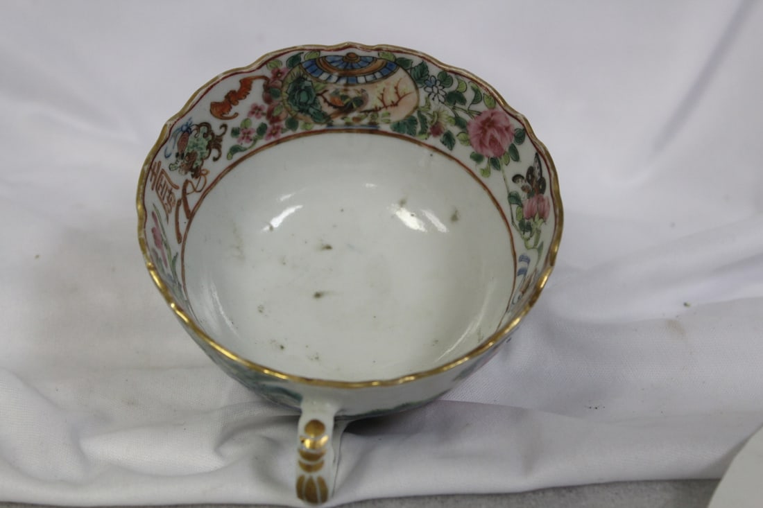 A Large Chinese Export Cup - 5