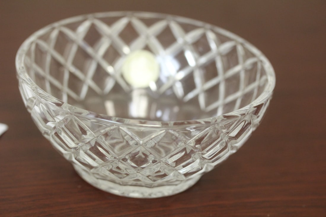 A Lenox Glass Bowl: 4 7/8" in diameter