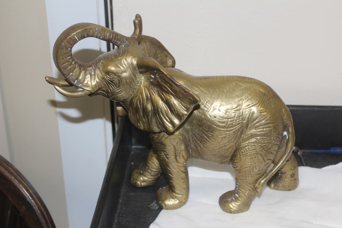 Brass Elephant: 10" wide