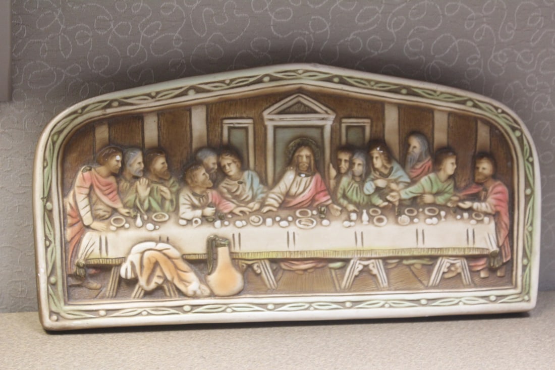 Last Supper Chalkware: please check images for conditioning - 13 3/4" long