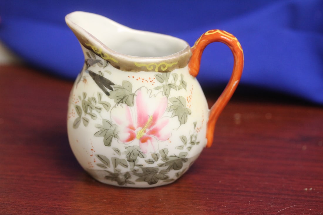 A Vintage Japanese Kutani Creamer: unusual design with bird - 3 1/2" tall
