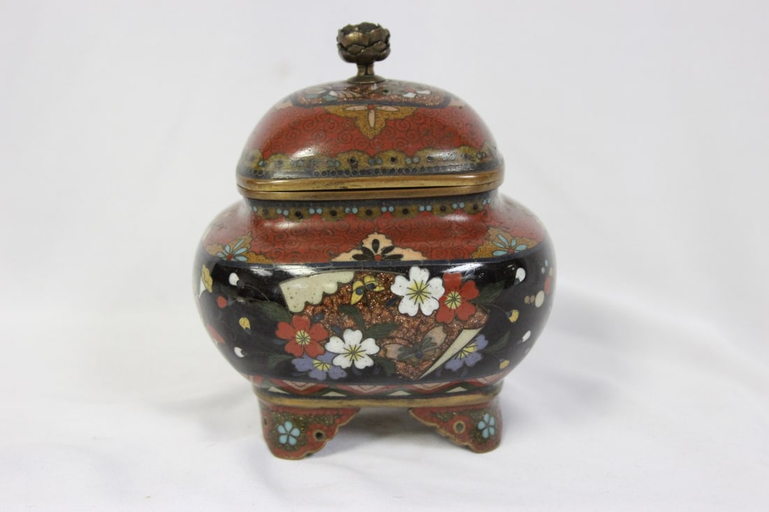 A Japanese Meijing Period Cloisonne Incense Burner: 4 1/2" tall