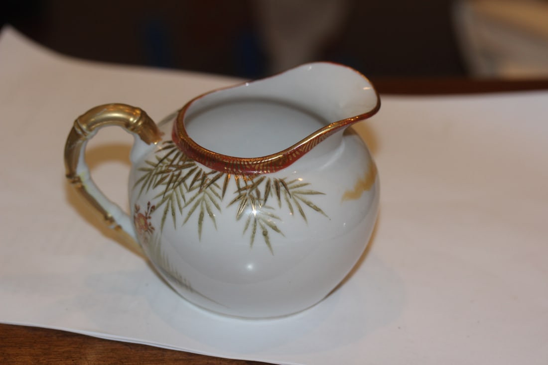 Japanese Kutani Creamer: 5" across