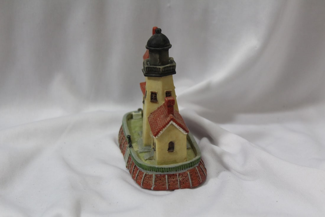 A K-Collection Lighthouse - 4