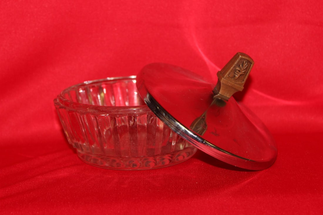 A Glass Jewelry Box with Metal Lid: 4" tall x 4 1/2" in diameter