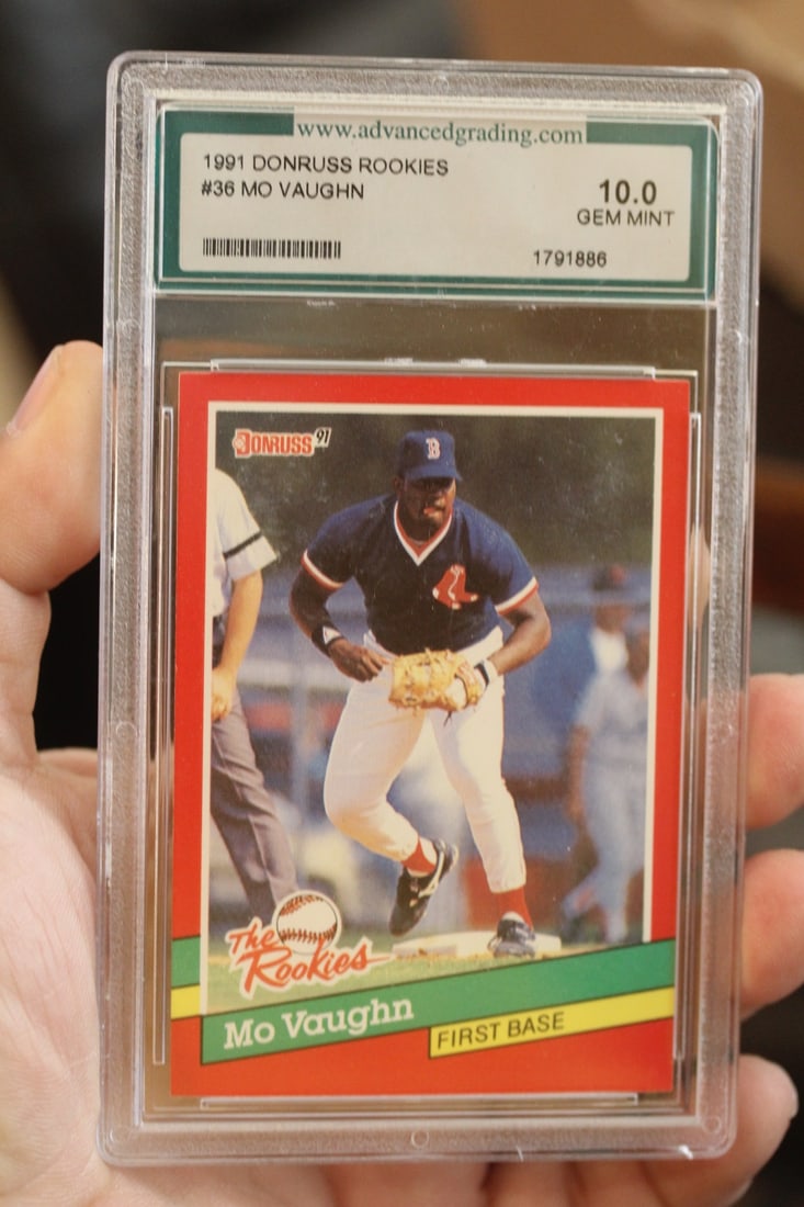 Graded Mo Vaughn Rookie Card: as shown