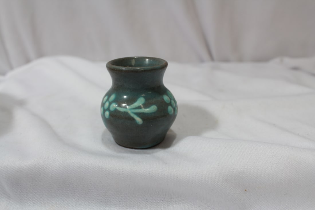 A Miniature Pottery Vase: hand painted - 1 5/8" tall