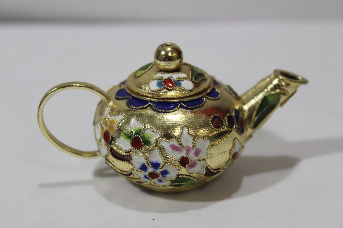 A Small Chinese Cloisonne Teapot: 3 1/4" across