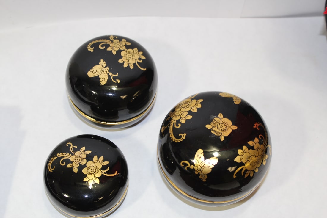 a Lacquer Stacking Box - 2