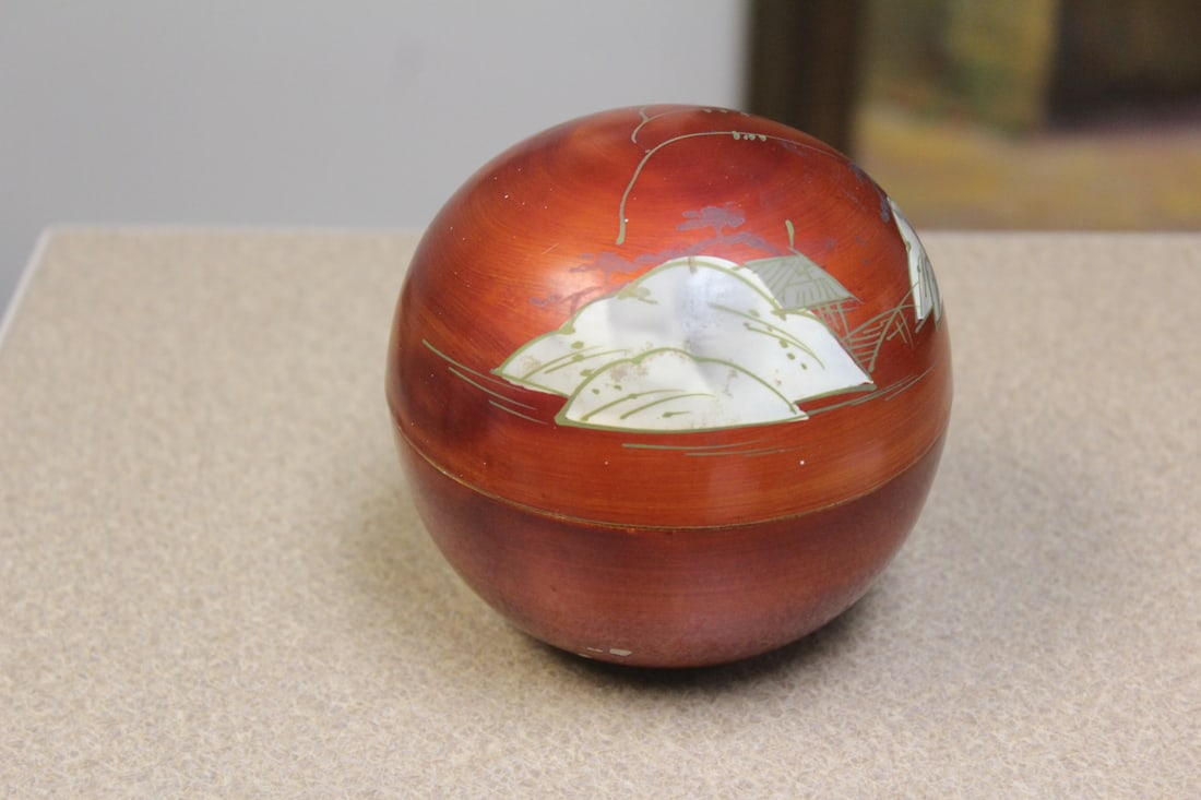 Japanese Lacquer Stacking Plates: inside a box - 4" tall