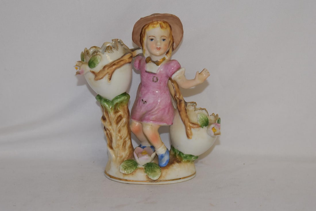 A Well Made "Japan" Figurine: 6" tall