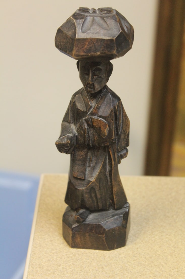 Oriental wooden figure: vintage, please note= most likely missing something by his hand 7 3/4" tall