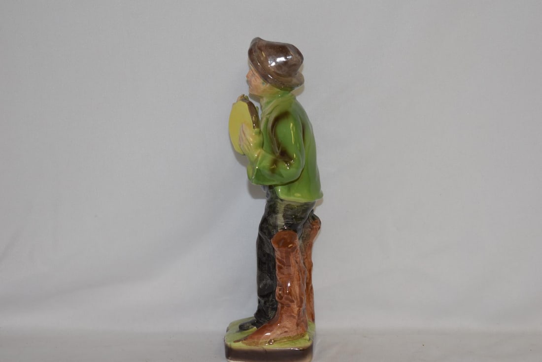 An Old Eramic Figurine - 2