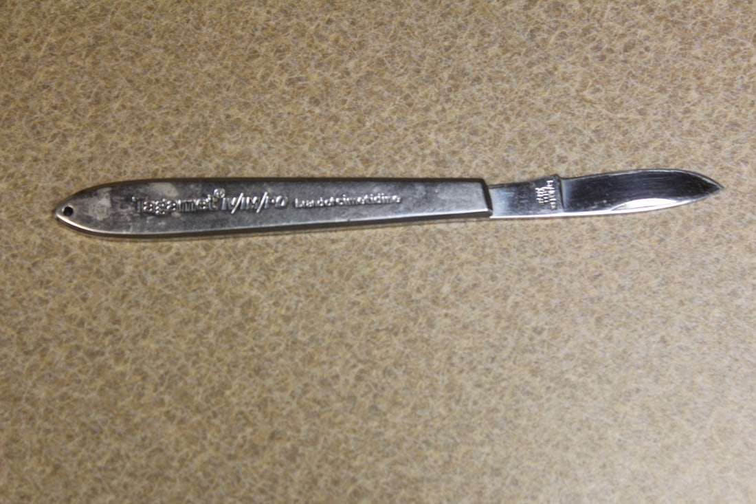 Tagamet Advertising Pocket Knife: 3 5/8" long when folded