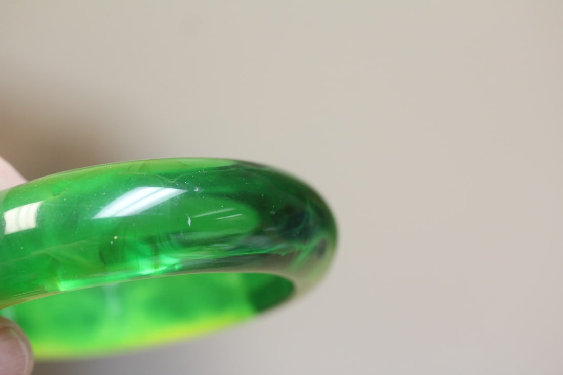 Lucite Bangle Bracelet - 2