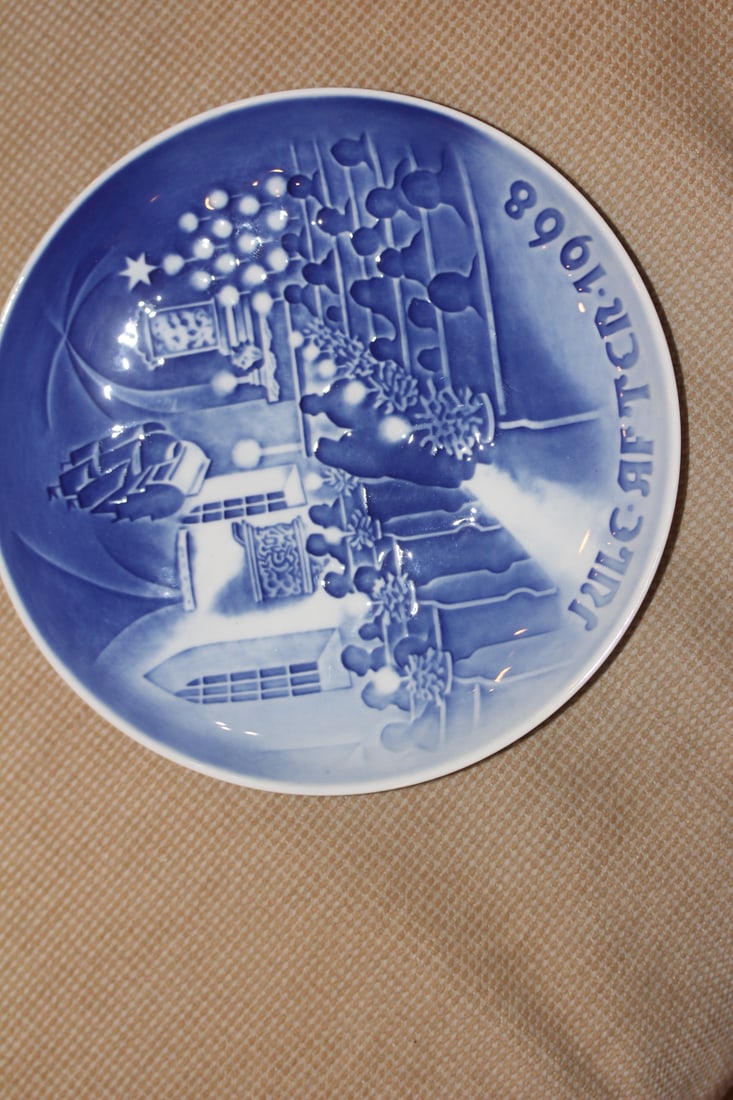 1968 Bing and Grondhal Plate: 7 1/8" in diameter