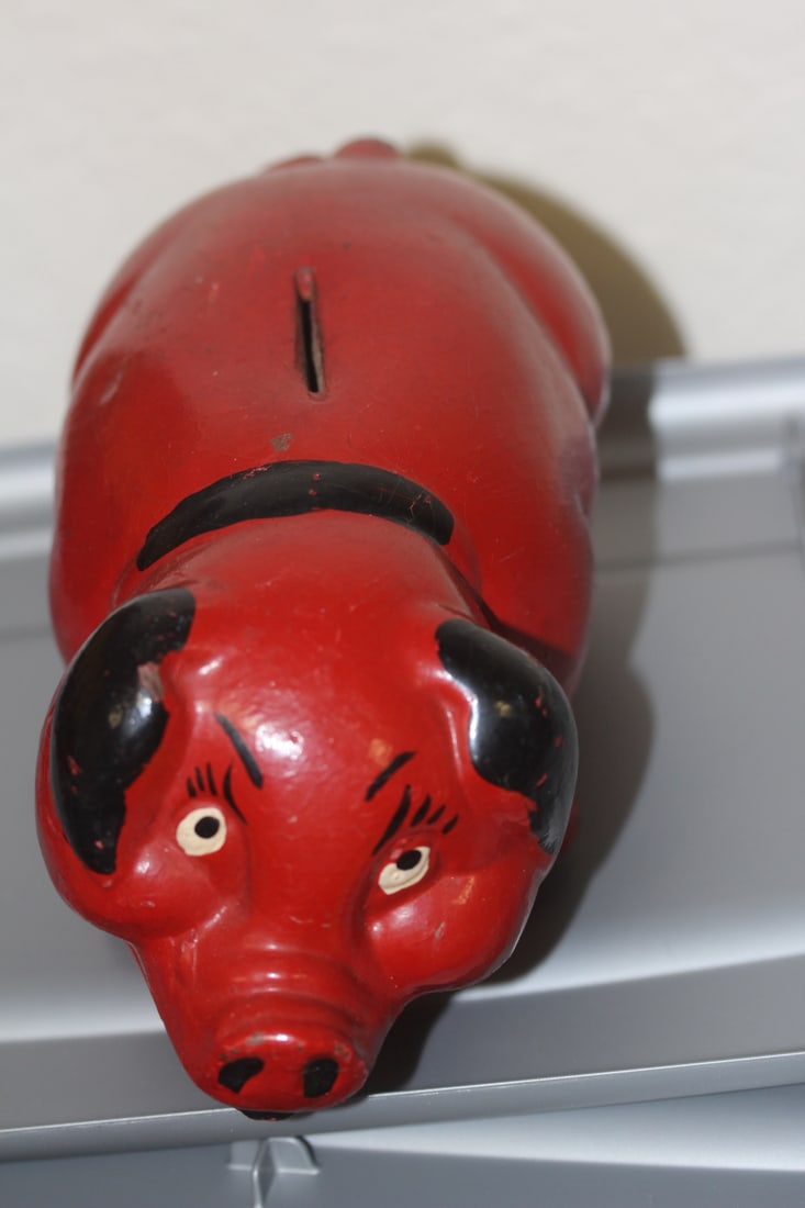 Vintage wooden Pig Bank: 8" across