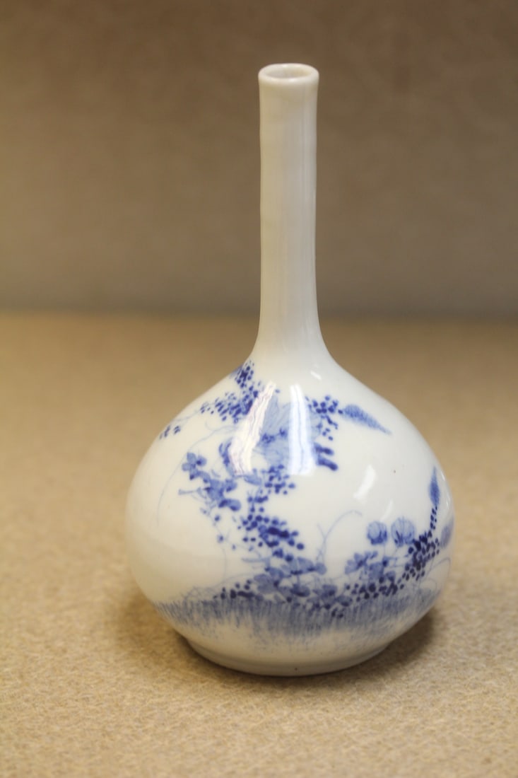 Antique Hirado Japanese Bottle: blue and white - 18th or 19th century - rare - 6 inches tall