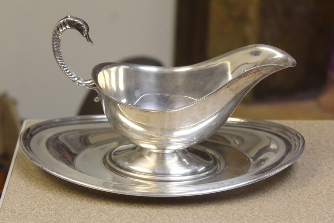 Silverplate Gravy Bowl: and undertray - tray= 9 1/4" in diameter