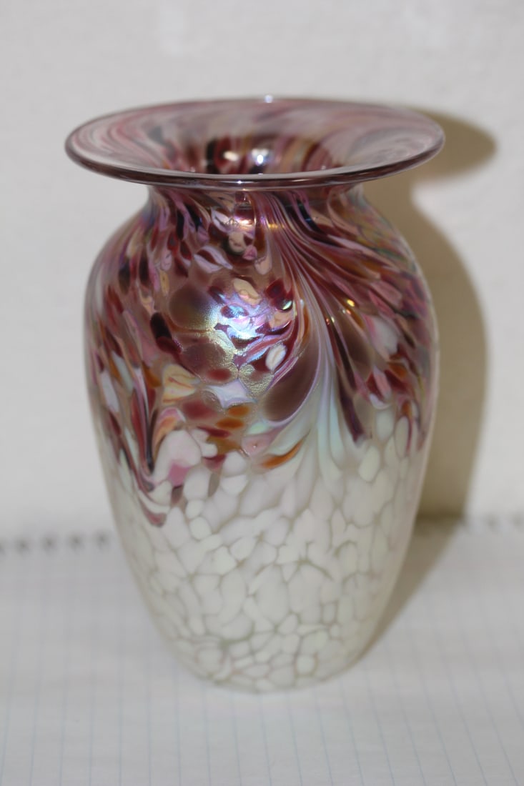 Signed Iridescent Art Glass Vase: possibly Robert Eicholt - 5 3/4" tall