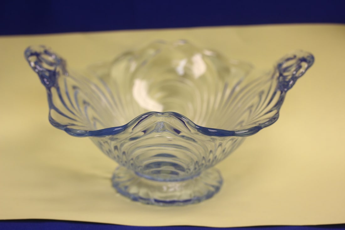 A Teal Glass Bowl: 7 5/8" across