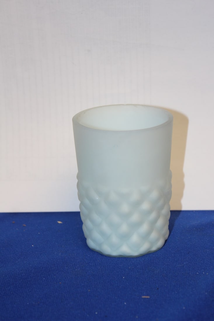 Victorian Satin Artglass Tumbler: 3 3/4" tall