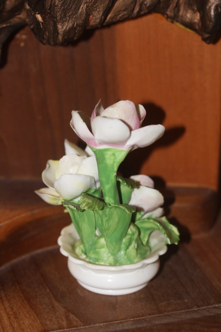 Radnor Ceramic Roses - 3