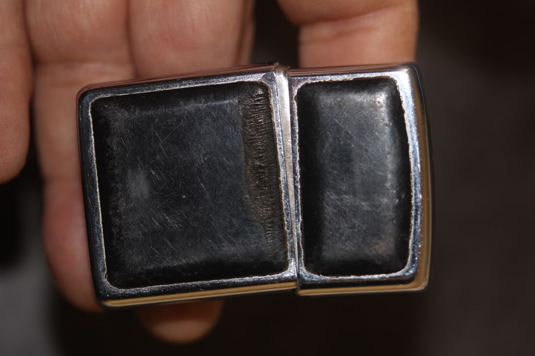 Vintage Zippo Lighter: as shown