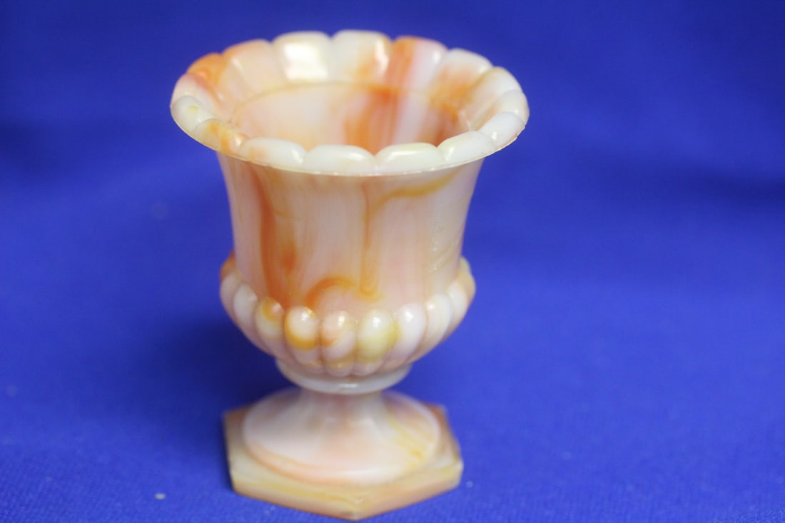 An Akro Glass Urn: Possibly a toothpick holder - 2 3/4" in diameter